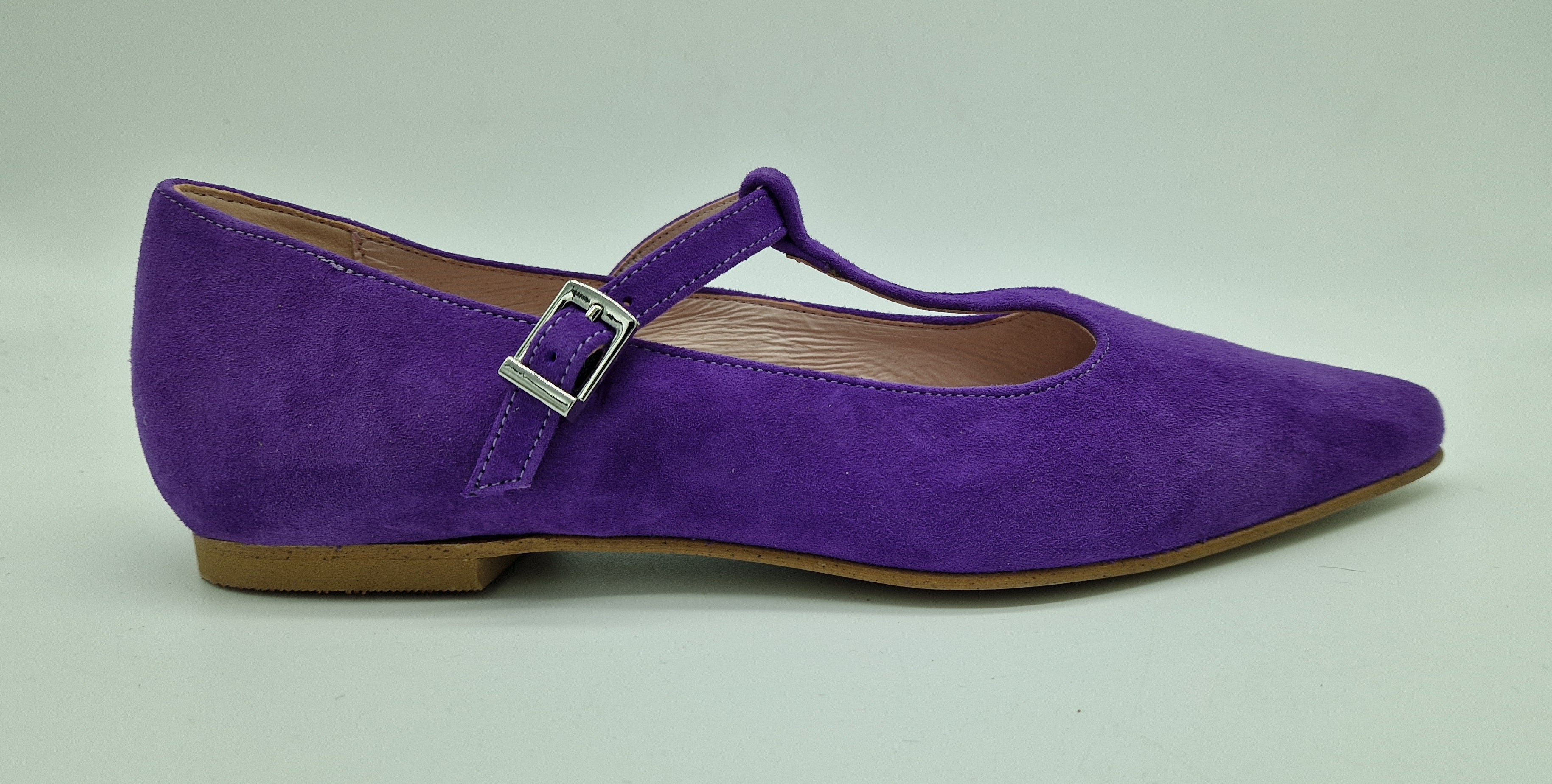 BAILARINA DE PICO CON TRABILLA EN ANTE MORADO