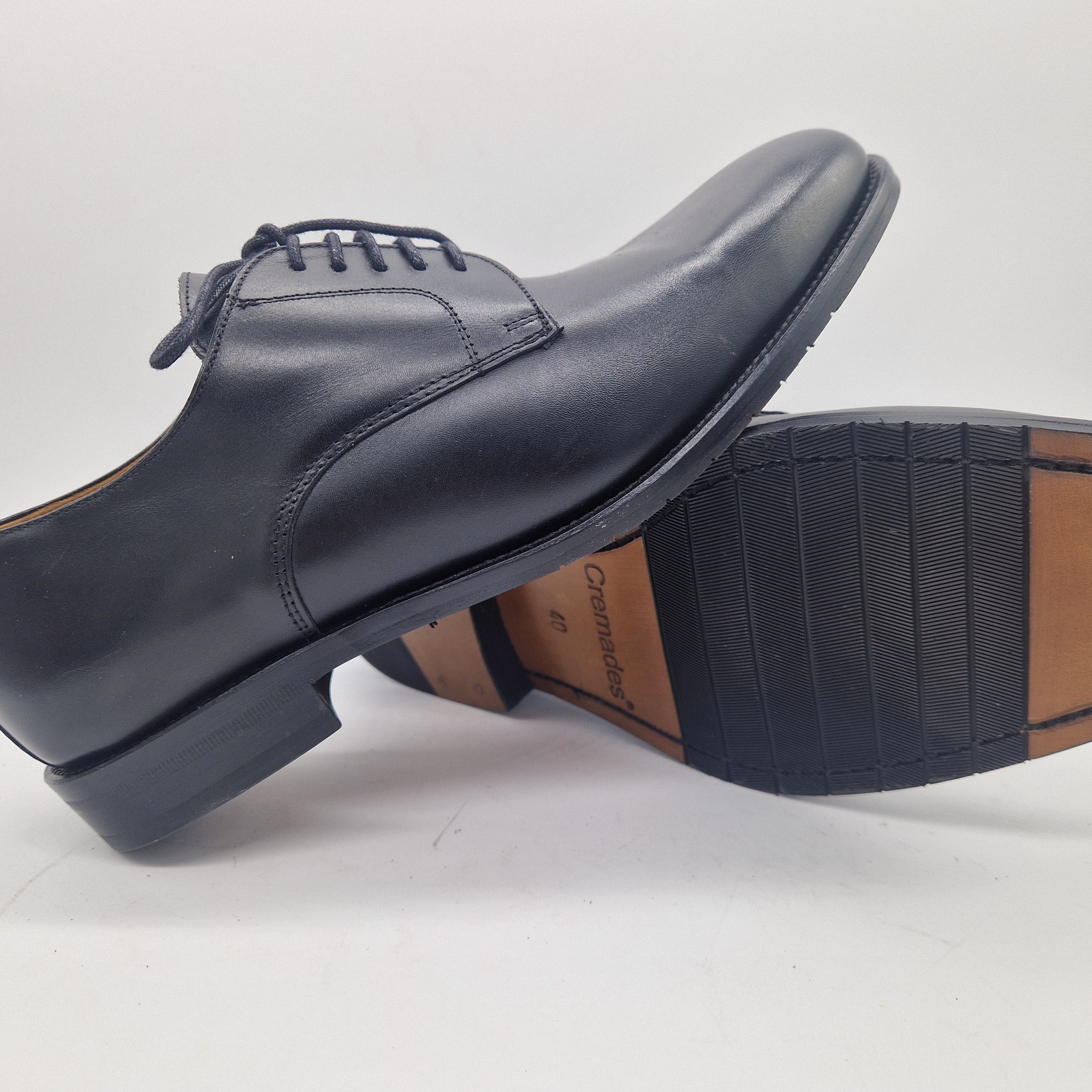 BLUCHER EN PIEL NEGRA - 70017