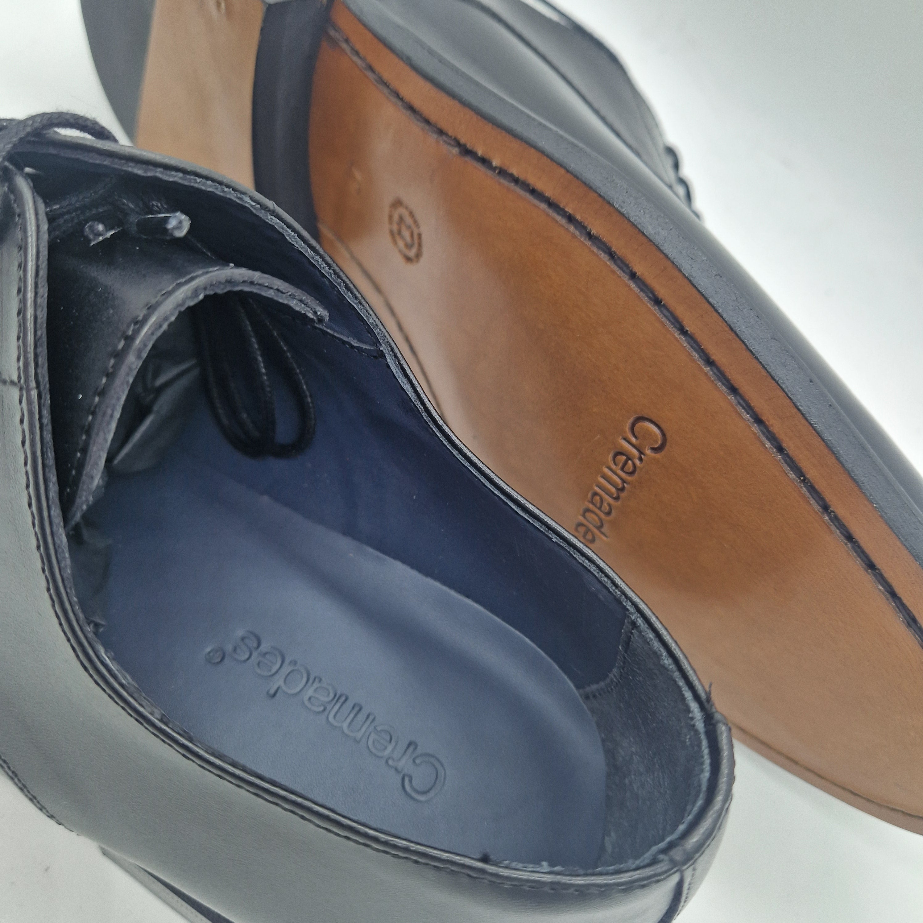 BLUCHER EN PIEL NEGRA - 70036