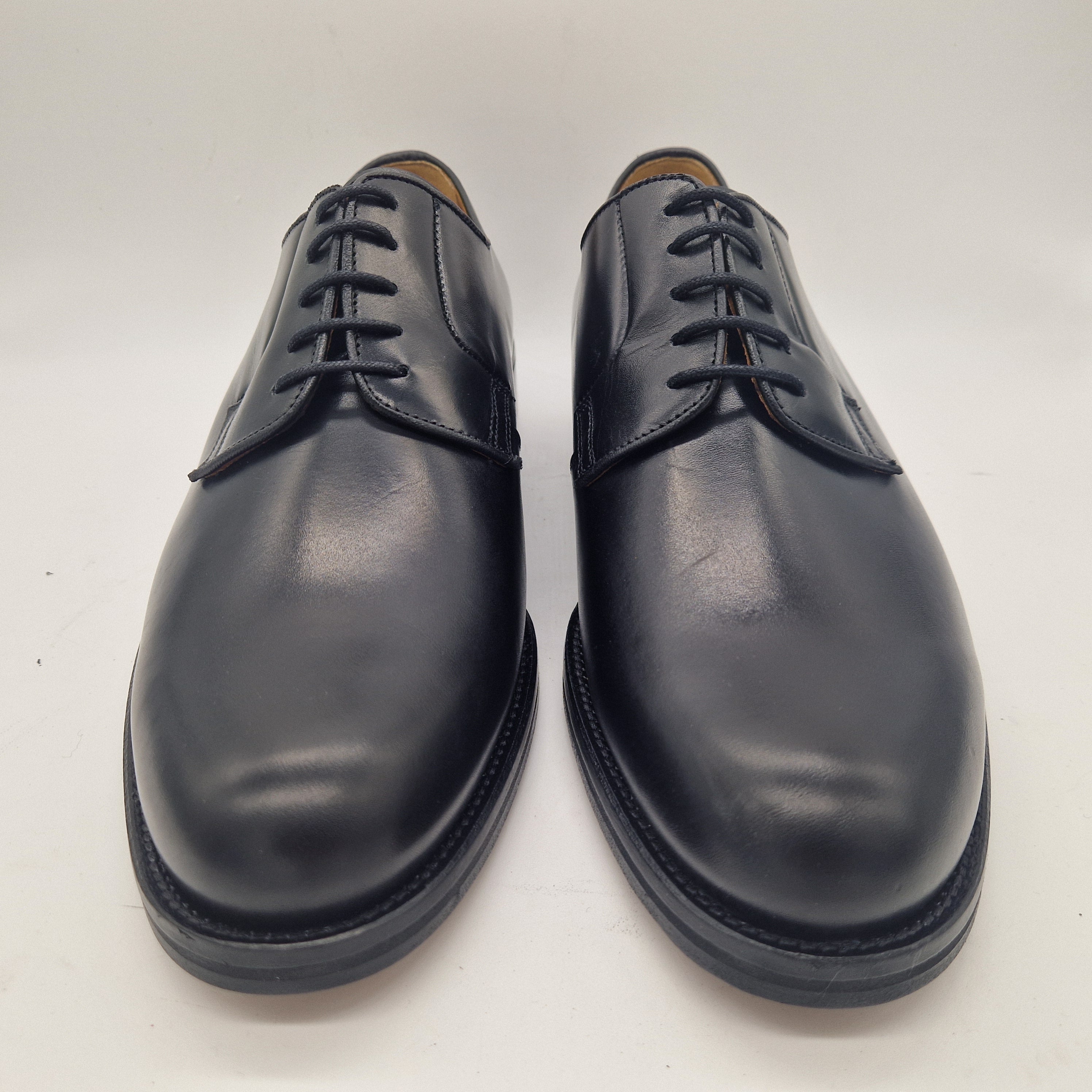 BLUCHER EN PIEL NEGRA - 70040