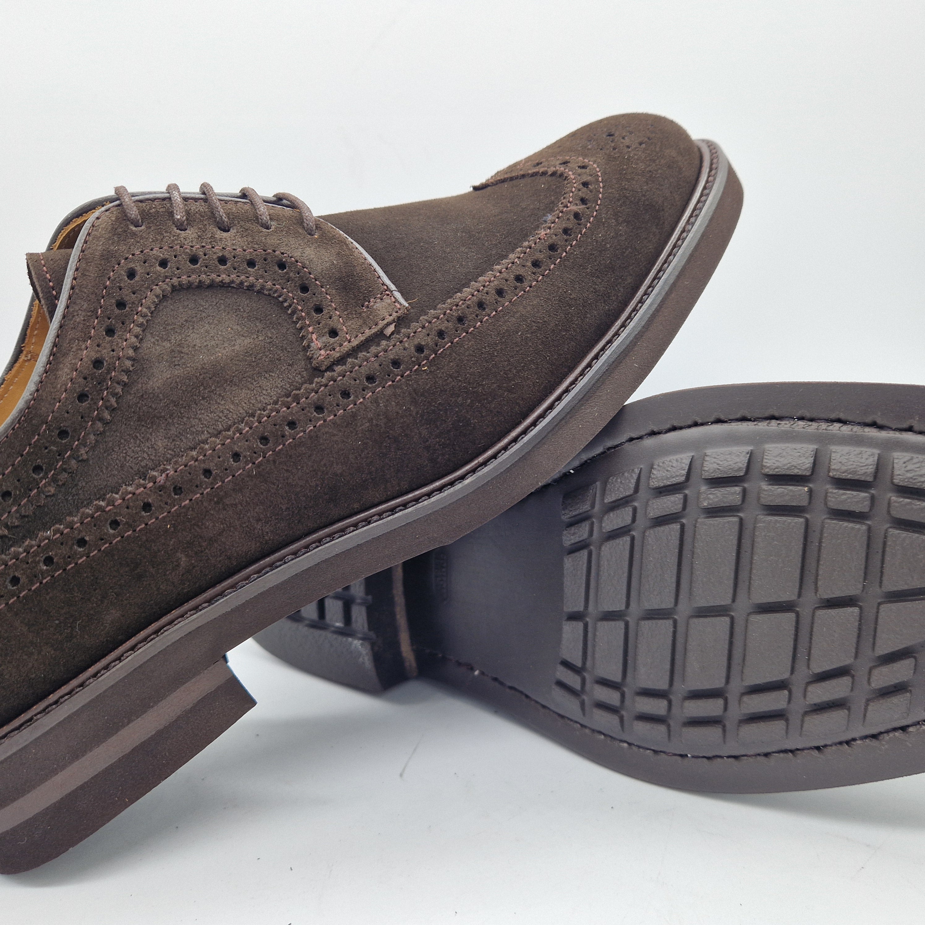 BLUCHER PICADO EN SERRAJE MARRÓN - 70048