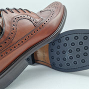 BLUCHER PICADO EN PIEL COLOR CUERO