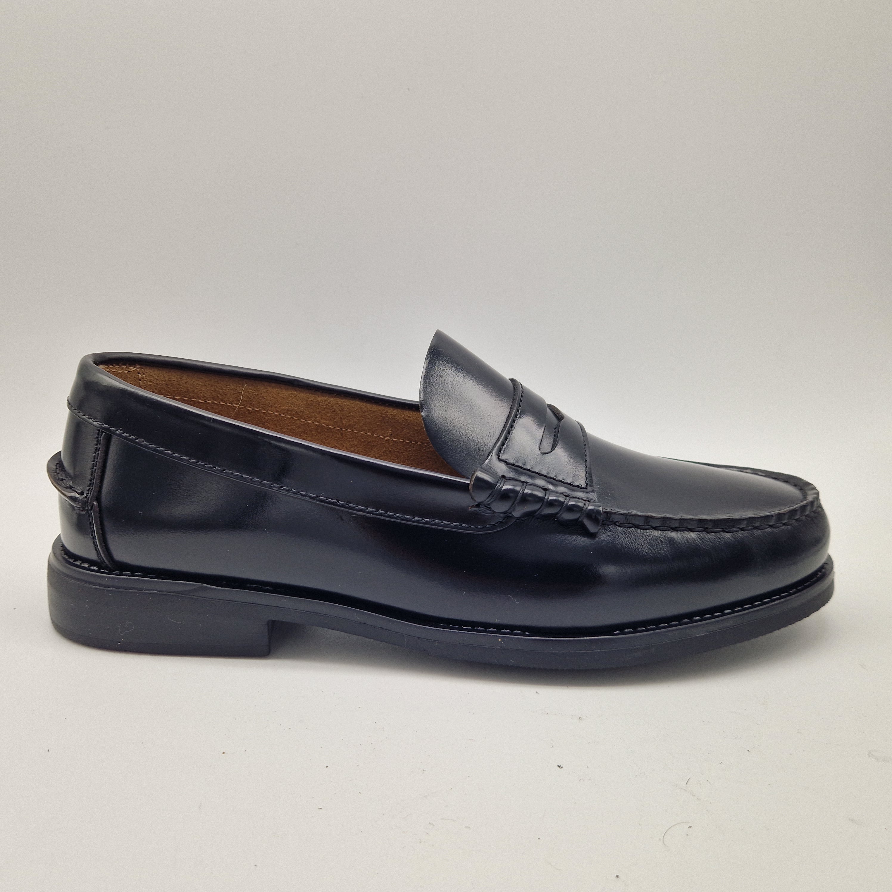 70189-CASTELLANODEANTIFAZENPIELNEGRAYPISODEGOMALIGERO.jpg