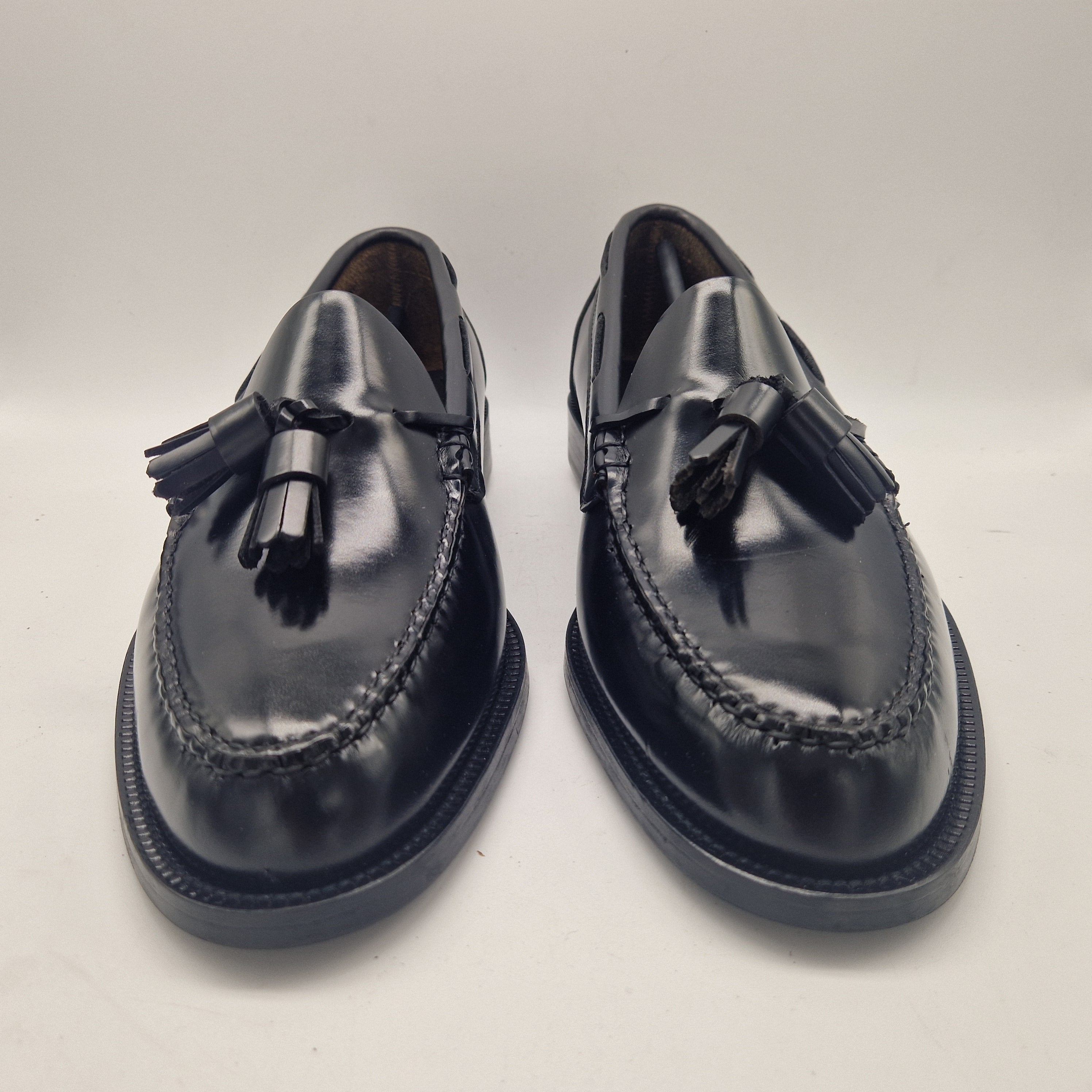 CASTELLANO DE BORLAS EN PIEL NEGRA - 70286