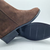 BOTÍN EN SERRAJE MARRÓN