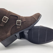 BOTÍN EN SERRAJE MARRÓN