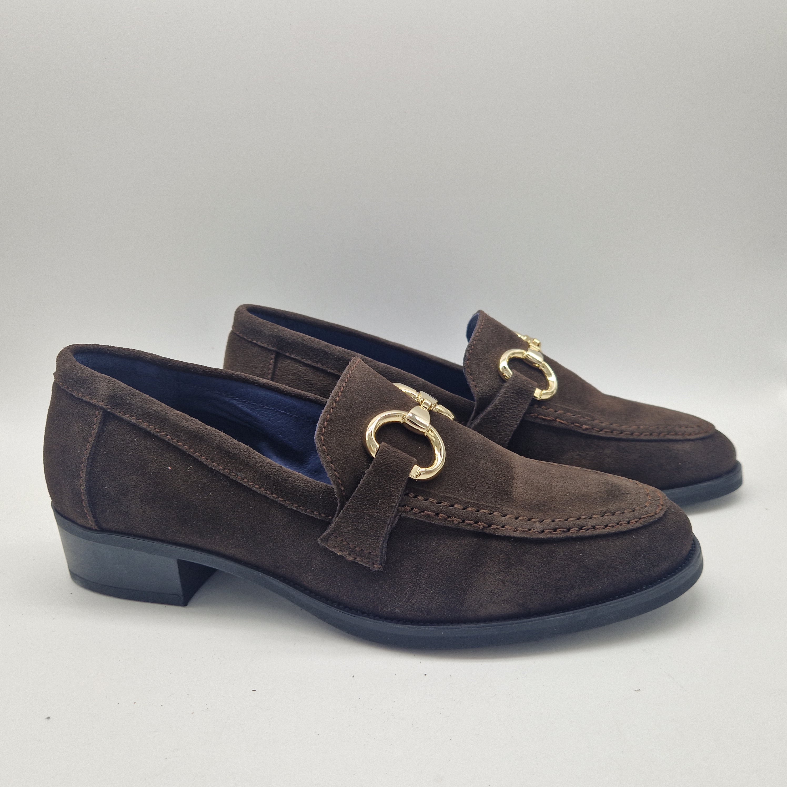 MOCASÍN EN SERRAJE MARRÓN