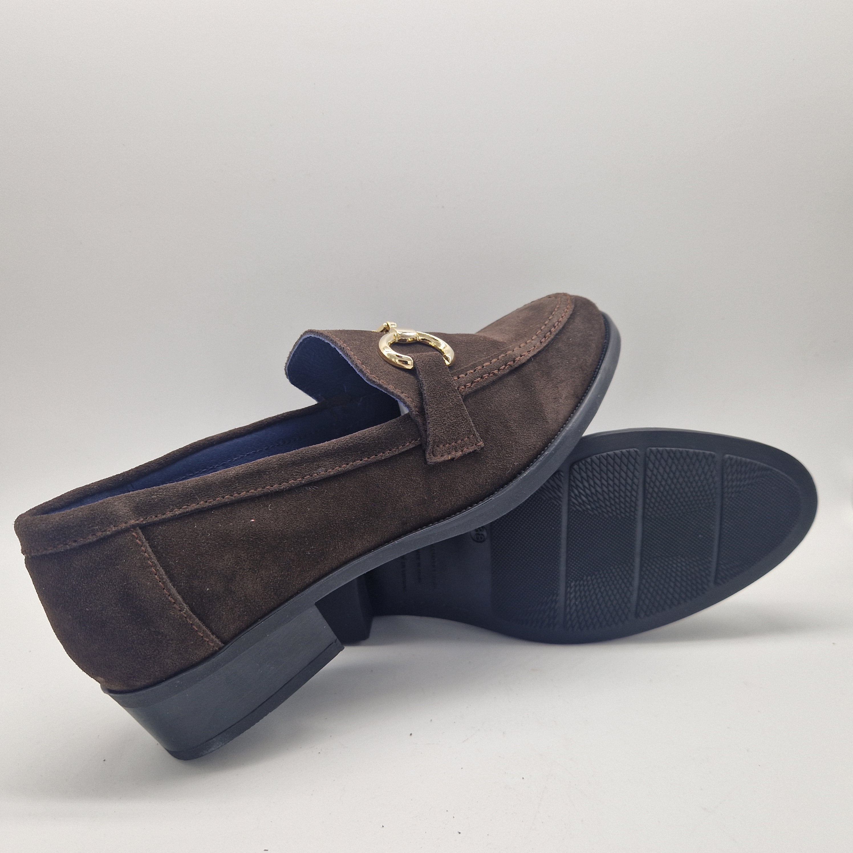 MOCASÍN EN SERRAJE MARRÓN