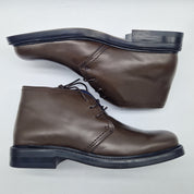 BOTÍN DE CORDONES EN PIEL MARRÓN