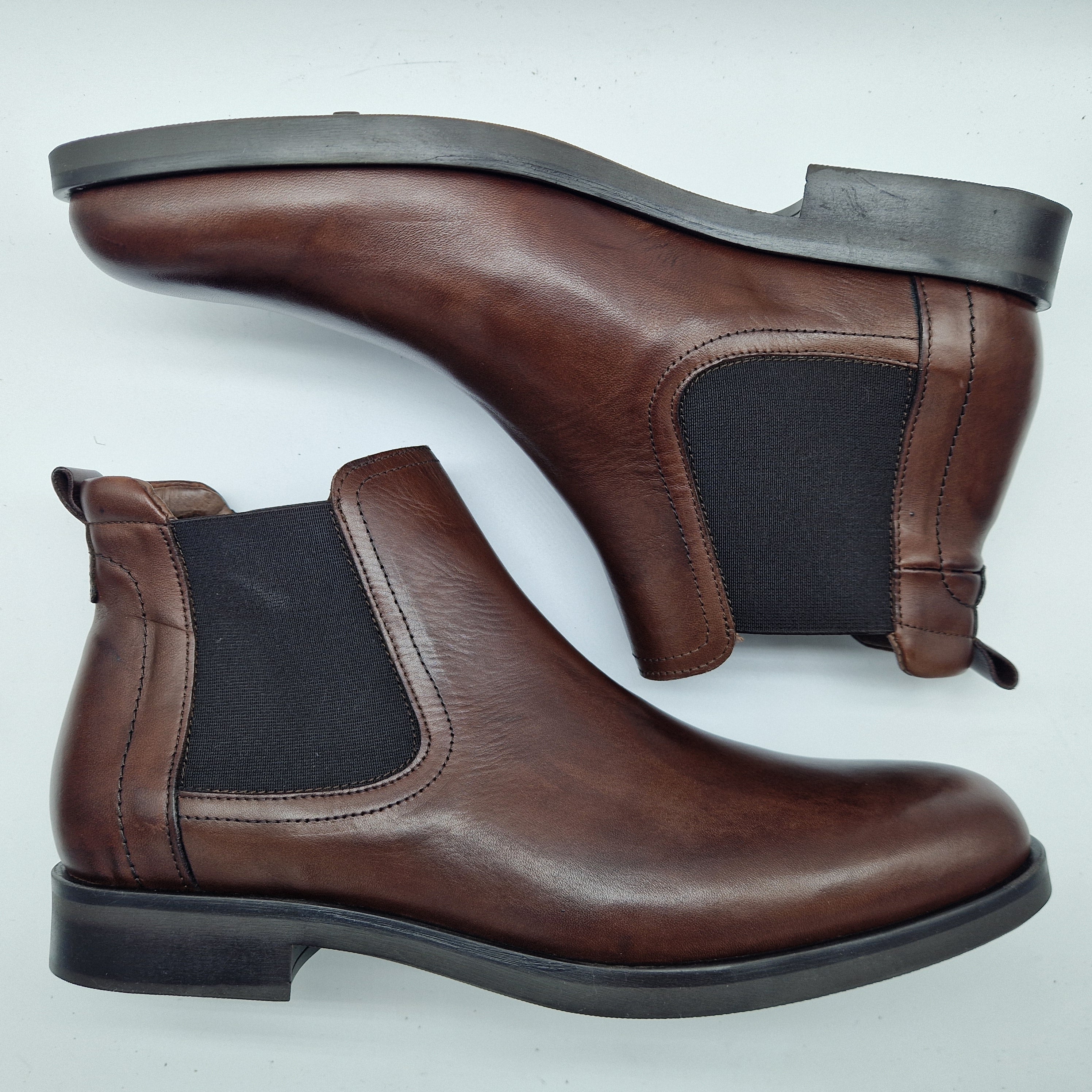 BOTA CHELSEA EN PIEL MARRÓN