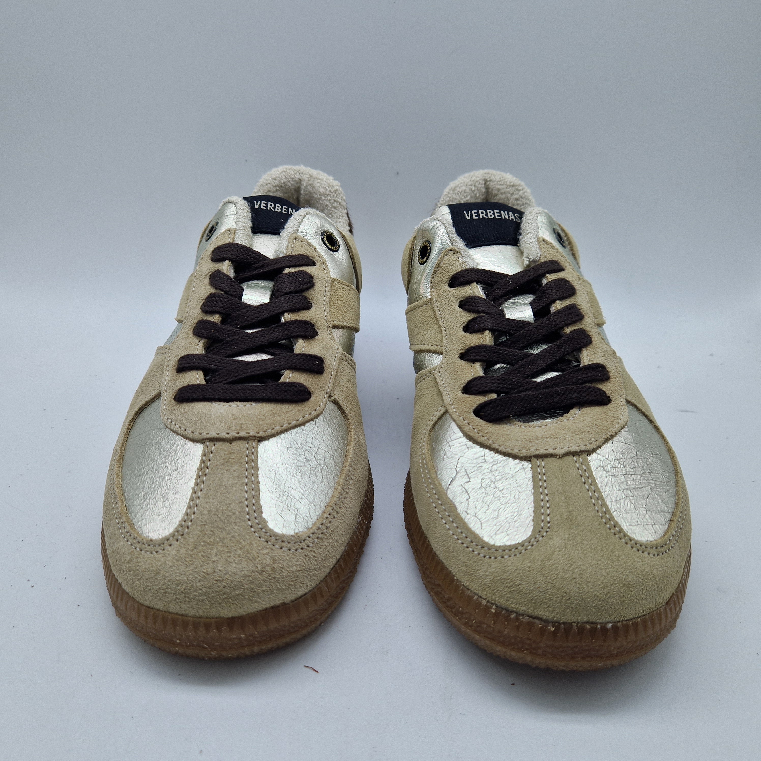 DEPORTIVO EN TONOS CAMEL