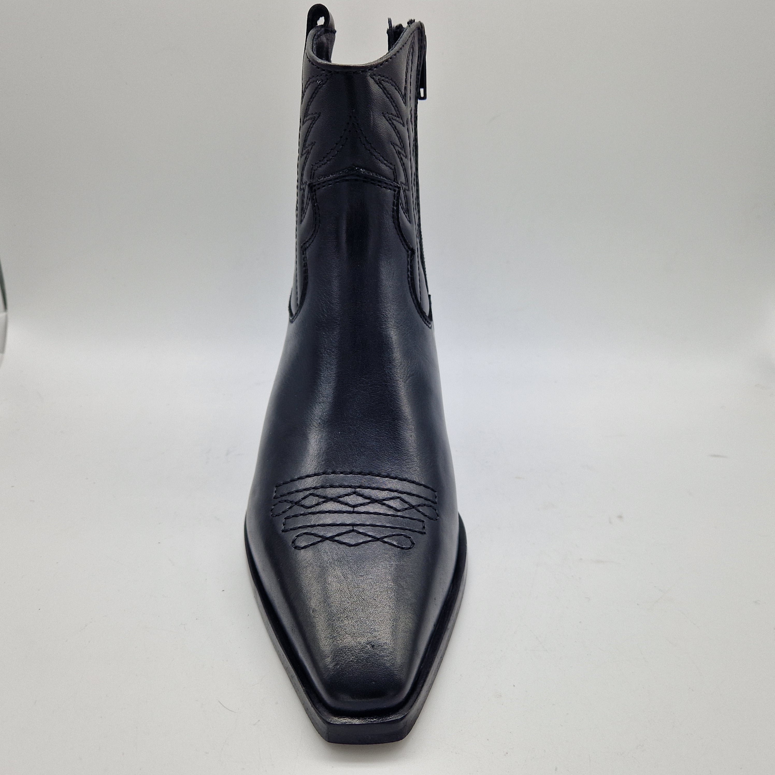 70540-BOTINCOWPIELNEGRA_FOTO2.jpg