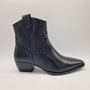 BOTÍN COW EN PIEL NEGRA