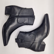 BOTÍN COW EN PIEL NEGRA