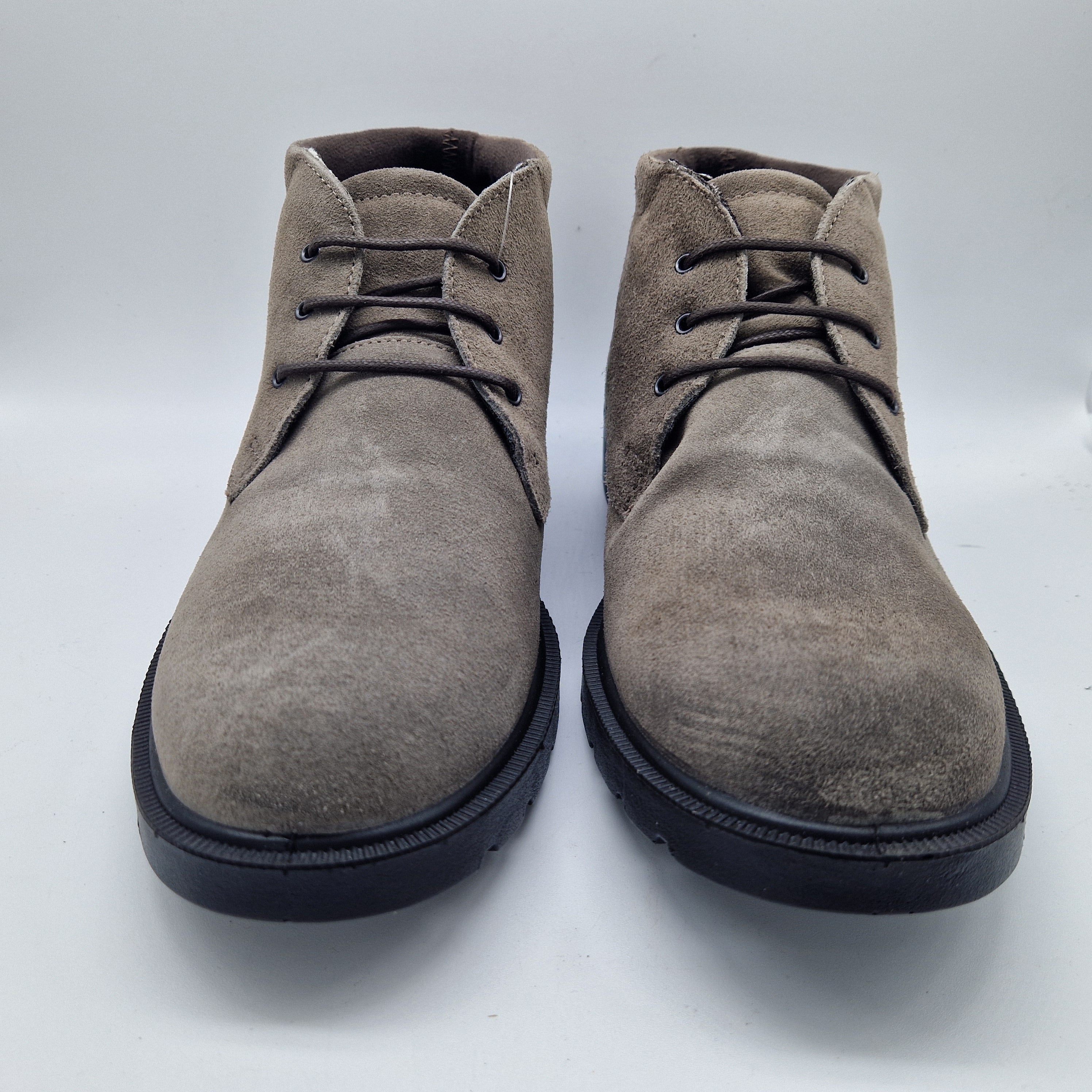 BOTITA DE CORDONES EN SERRAJE TAUPE