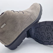 BOTITA DE CORDONES EN SERRAJE TAUPE