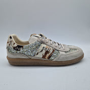 DEPORTIVO EN TONOS CHAMPAGNE