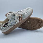 DEPORTIVO EN TONOS CHAMPAGNE