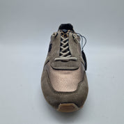 DEPORTIVO DE PISO FINO EN TONOS TAUPE