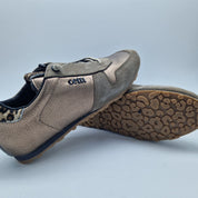 DEPORTIVO DE PISO FINO EN TONOS TAUPE