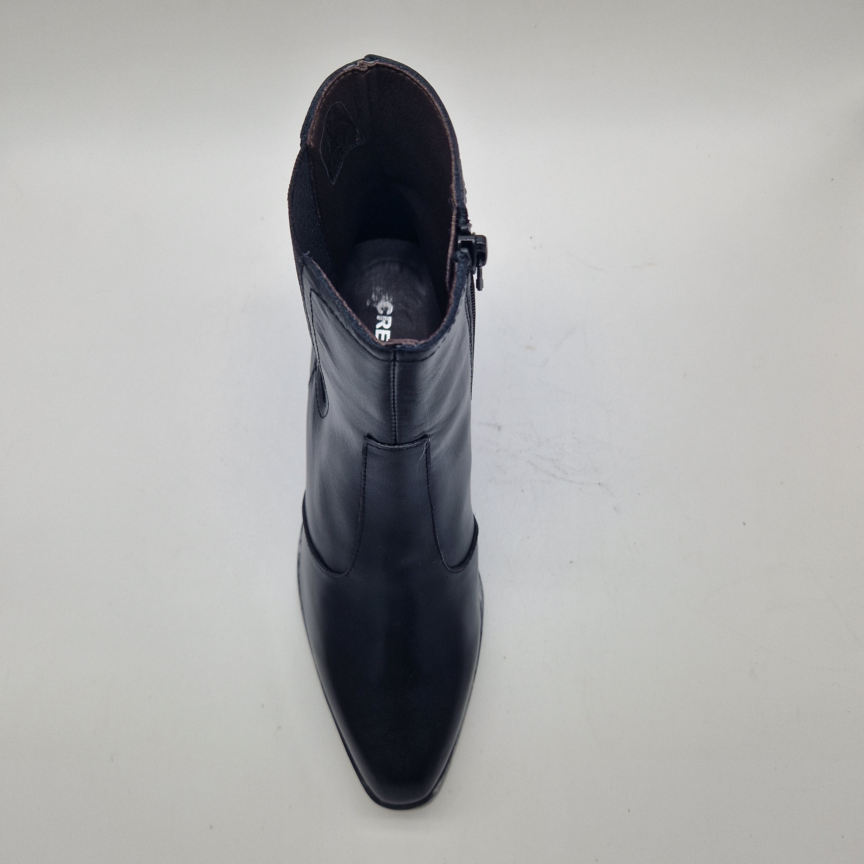 70950-BOTINCONELASTICOENPIELNEGRO_FOTO2.jpg