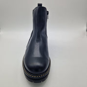 BOTÍN CON ELÁSTICO EN PIEL NEGRA