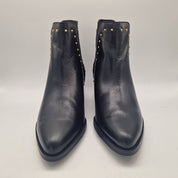 BOTÍN CON TACHS EN PIEL NEGRA - 71020