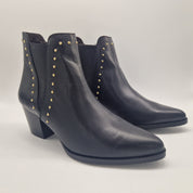 BOTÍN CON TACHS EN PIEL NEGRA - 71020