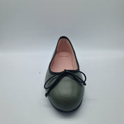 BAILARINA CLÁSICA EN PIEL KAKI