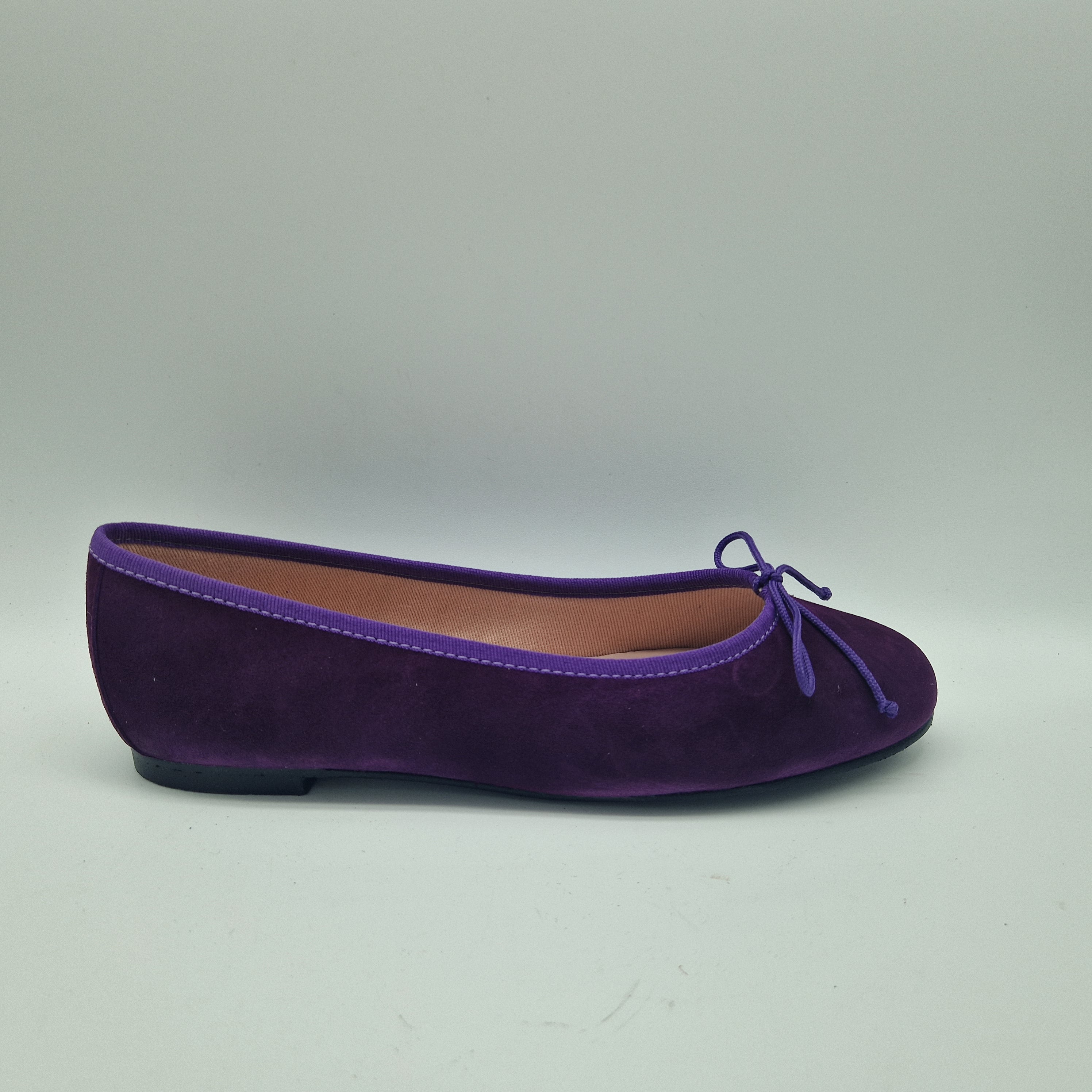 71245-BAILARINACLASICAENANTEPURPURA.jpg