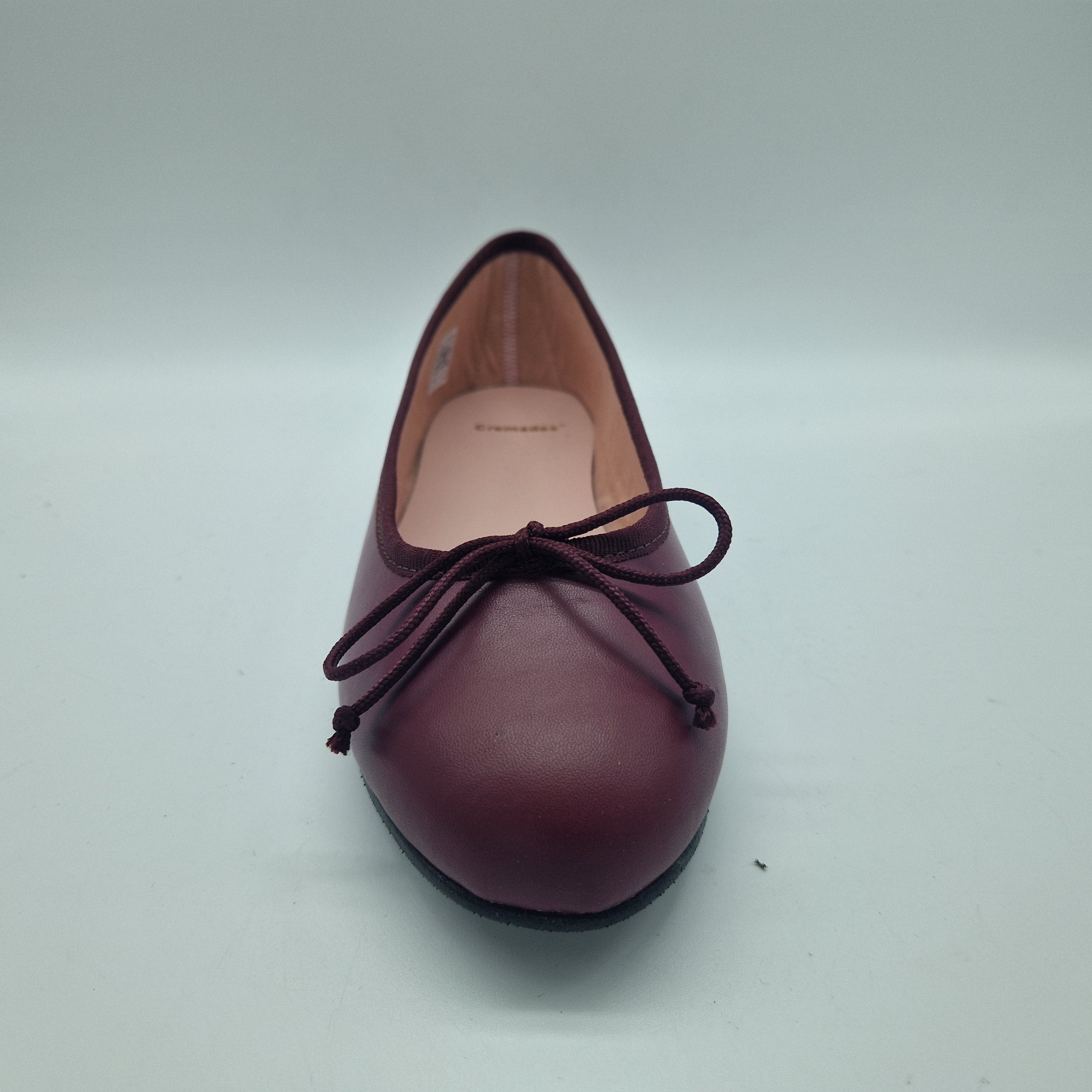 71249-BAILARINACLASICAENPIELBURDEOS_FOTO2.jpg