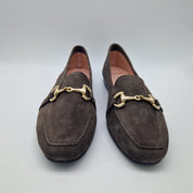 MOCASIN CON ESTRIBO EN ANTE TAUPE