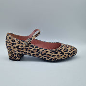 MERCEDES CON TACÓN EN ANTE LEOPARDO