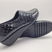 COPETE EN PIEL GRABADA NEGRO