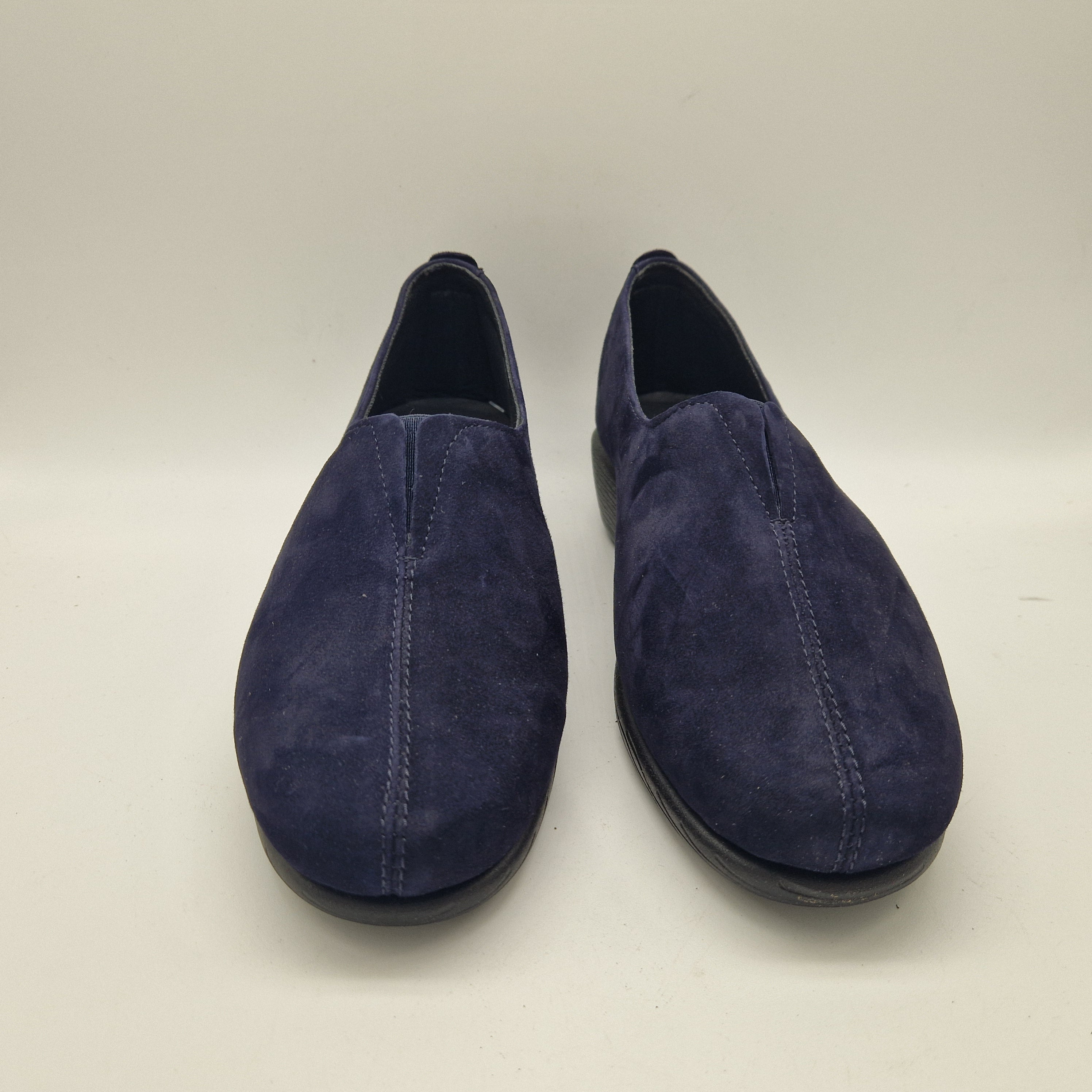 COPETE CÓMODO EN ANTE MARINO