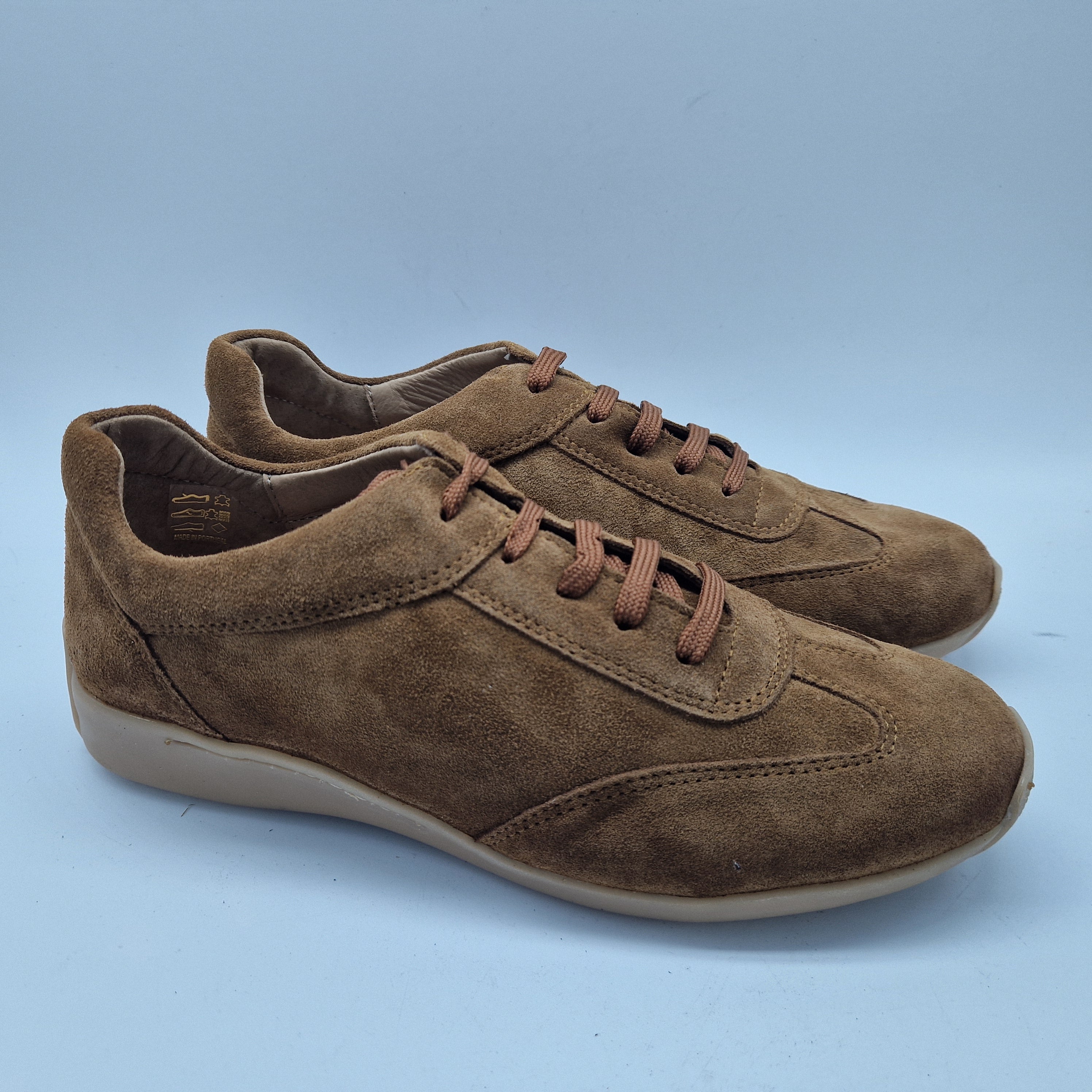 DEPORTIVO EN SERRAJE CAMEL