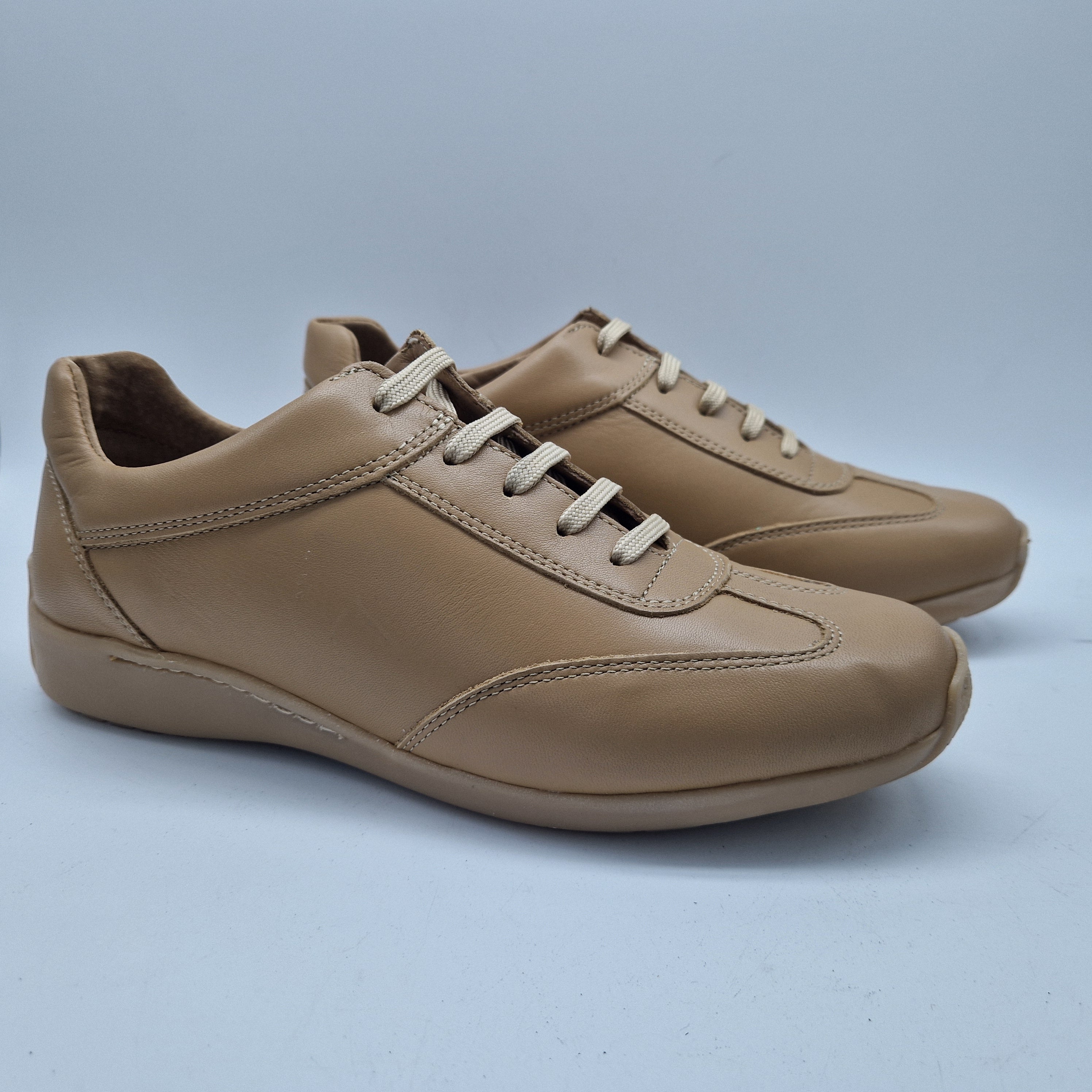 DEPORTIVO EN PIEL CAMEL