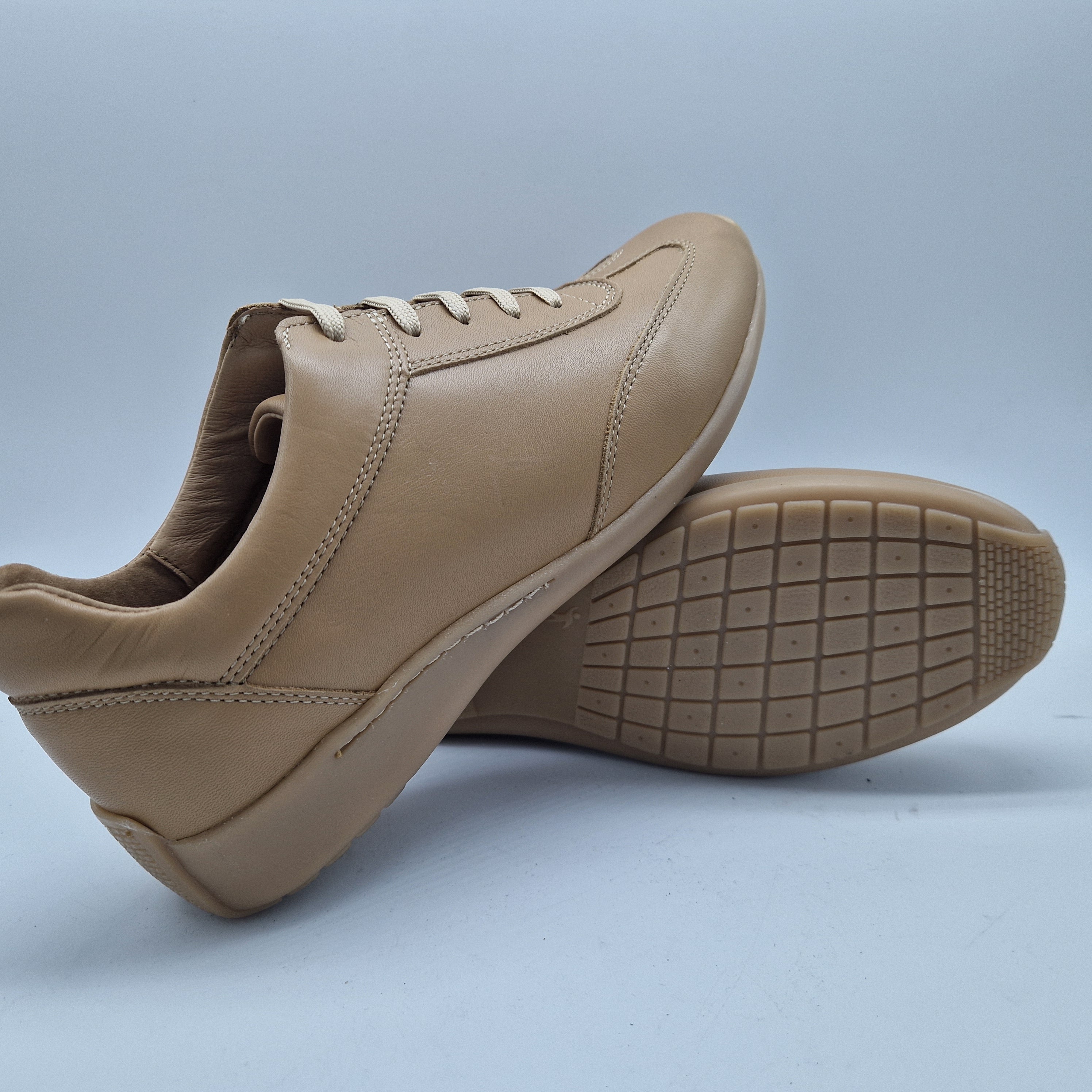 DEPORTIVO EN PIEL CAMEL