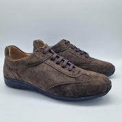 DEPORTIVO EN SERRAJE MARRÓN