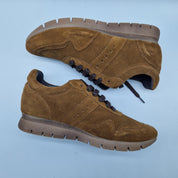 DEPORTIVO EN SERRAJE CUERO