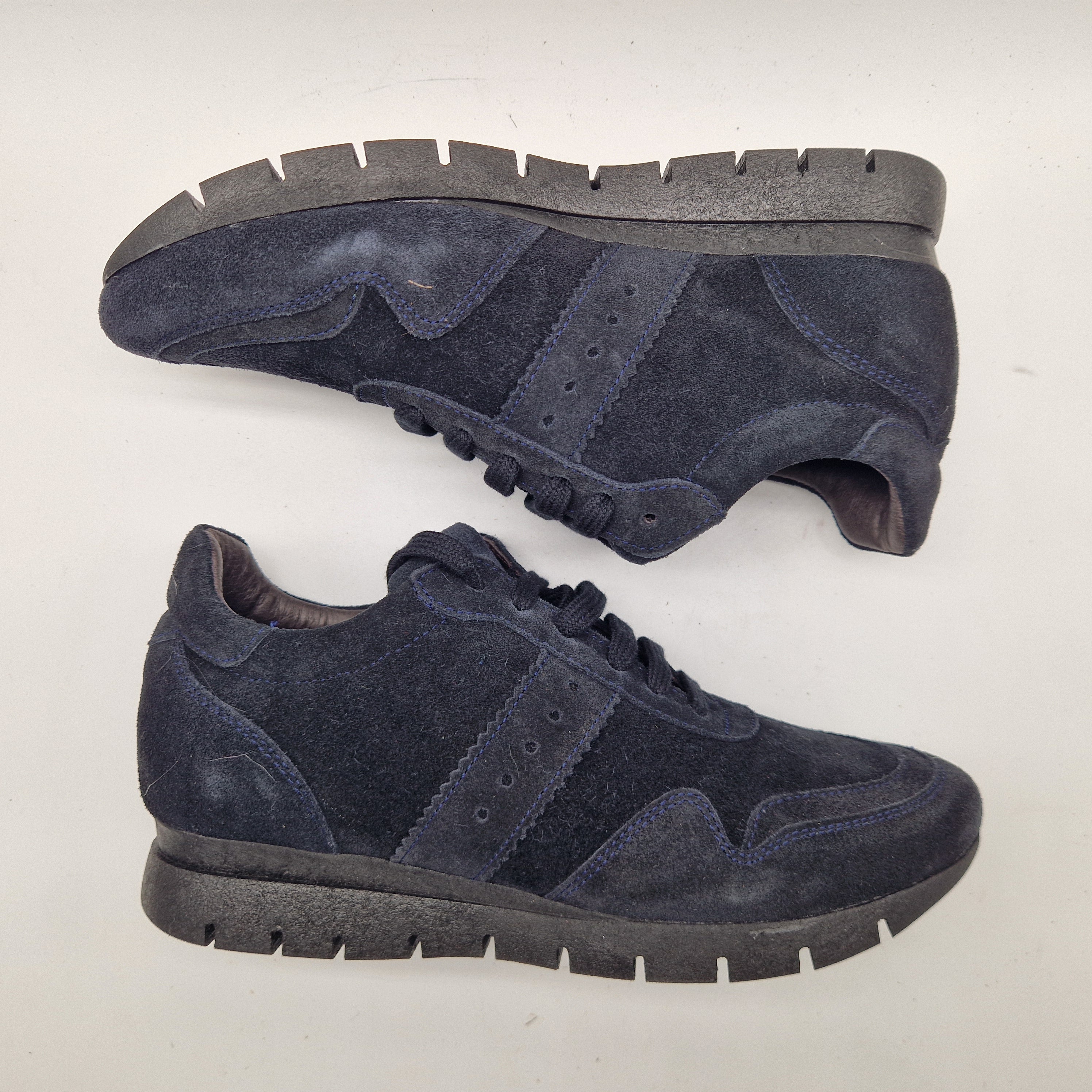 DEPORTIVO EN SERRAJE MARINO