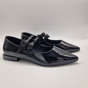 MERCEDES CON HEBILLAS EN CHAROL NEGRO