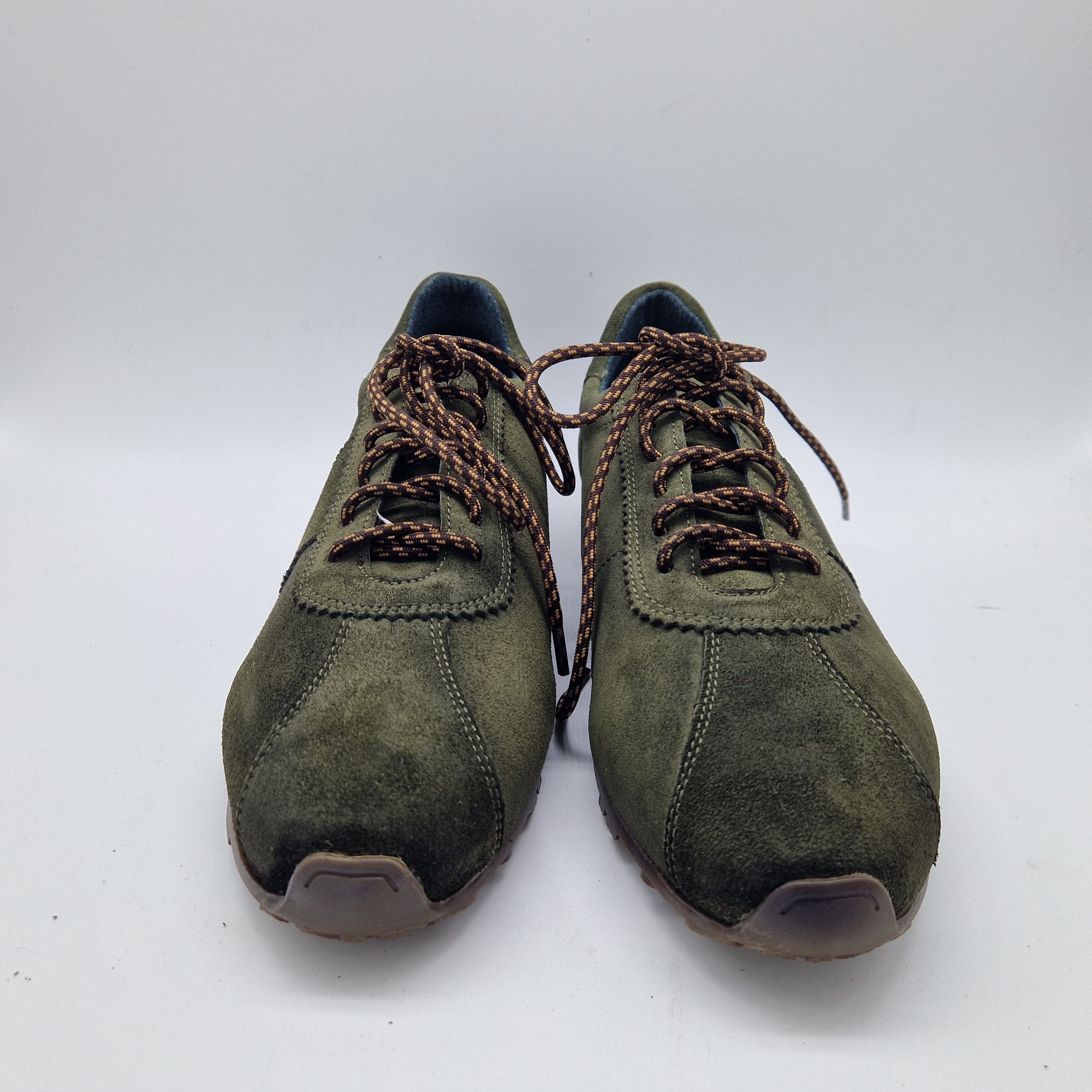 DEPORTIVO EN SERRAJE KAKI