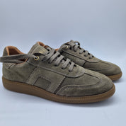 DEPORTIVO EN SERRAJE TAUPE