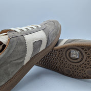 DEPORTIVO EN SERRAJE TAUPE