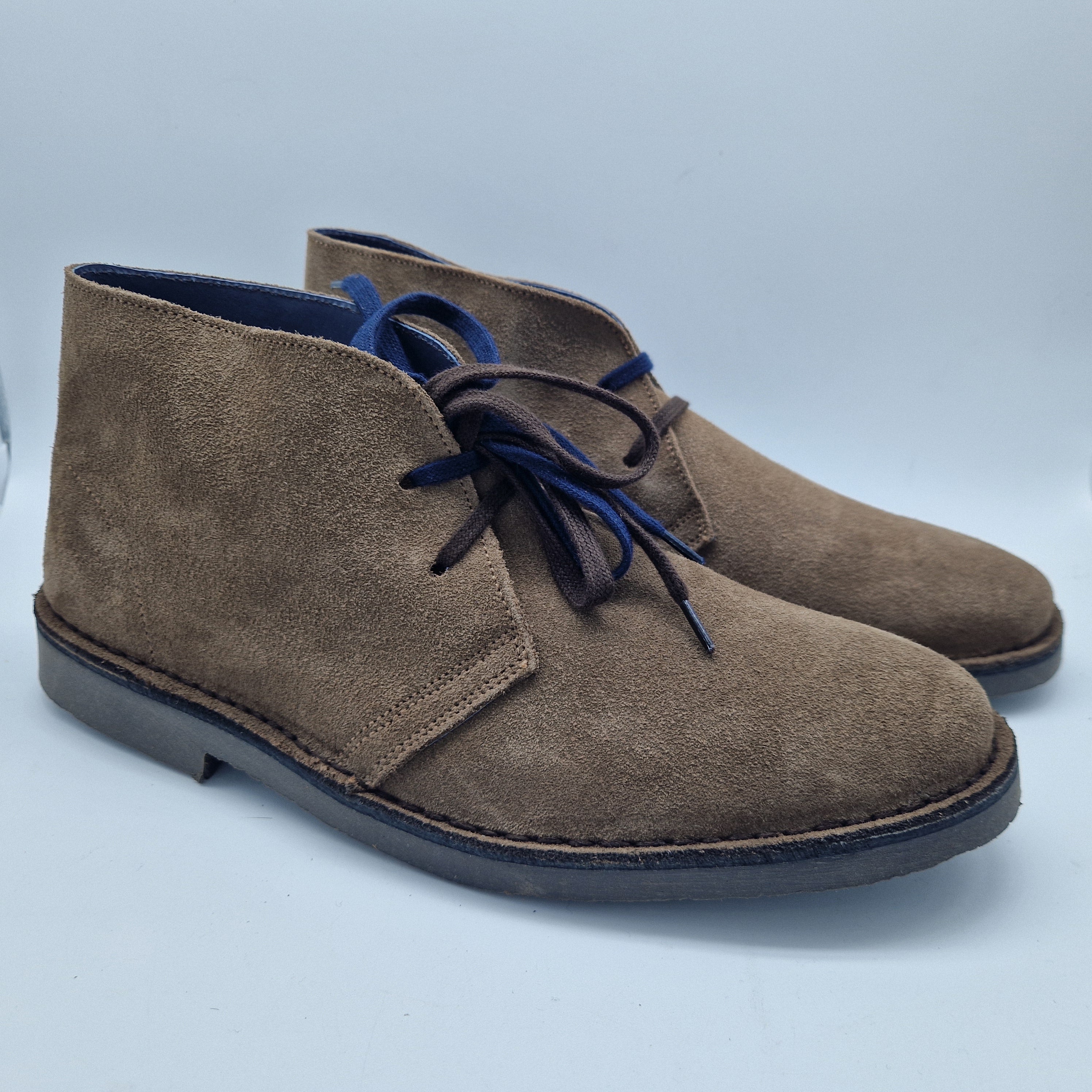 BOTITA DE CORDONES EN SERRAJE TAUPE