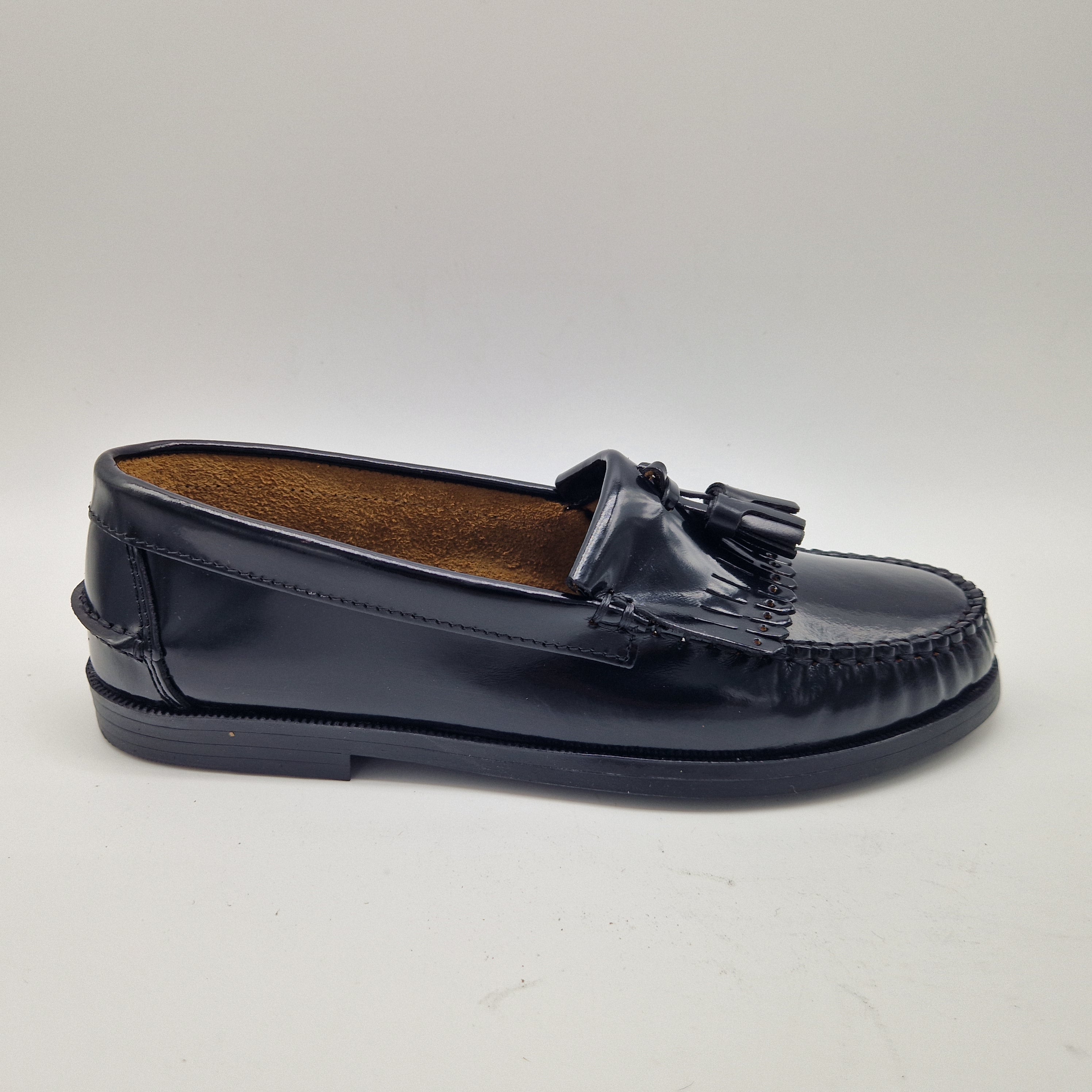71805-CASTELLANOCONFLECOSYBORLASENPIELNEGRAYPISODEGOMA.jpg