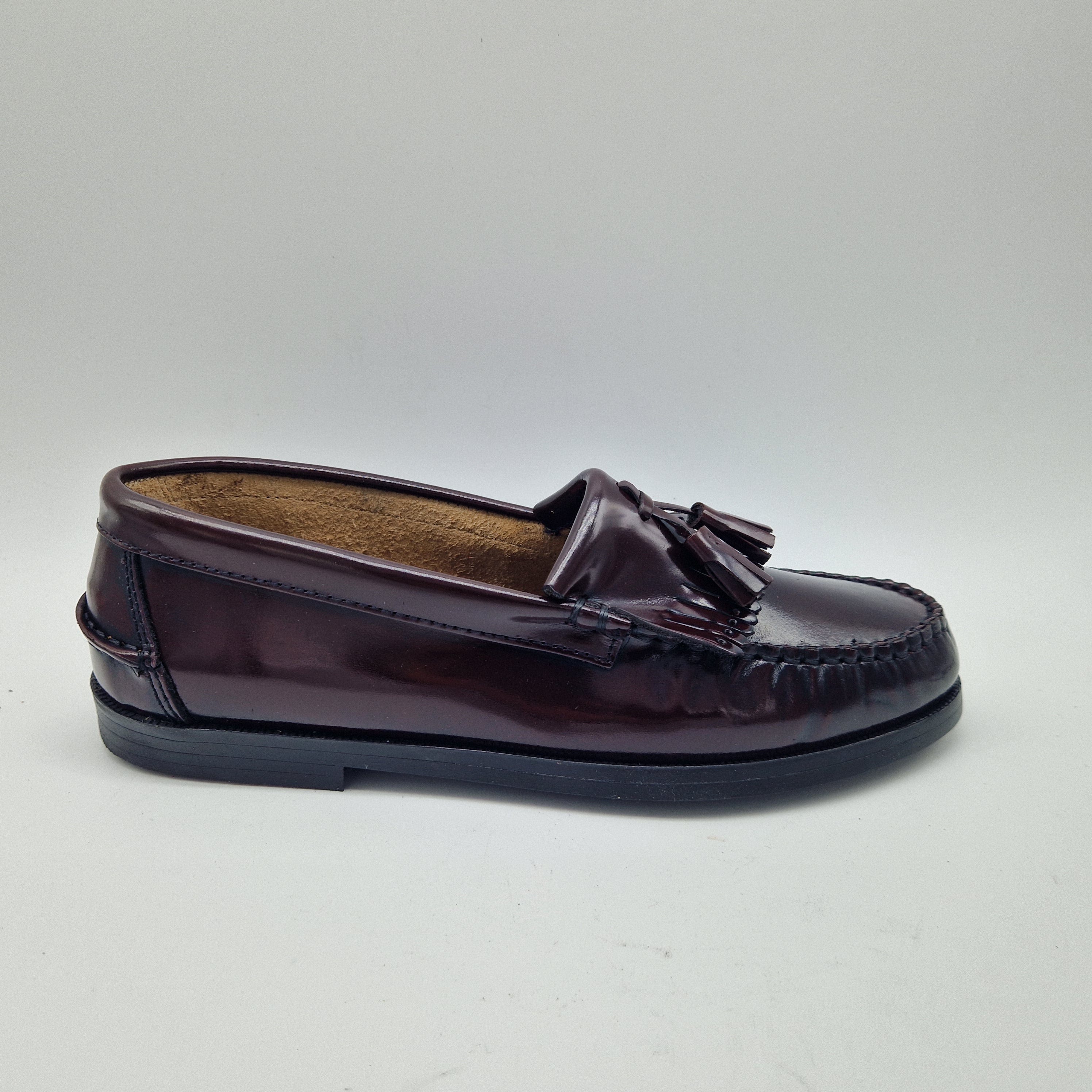 71806-CASTELLANOCONFLECOSYBORLASENPIELBURDEOSYPISODEGOMA.jpg