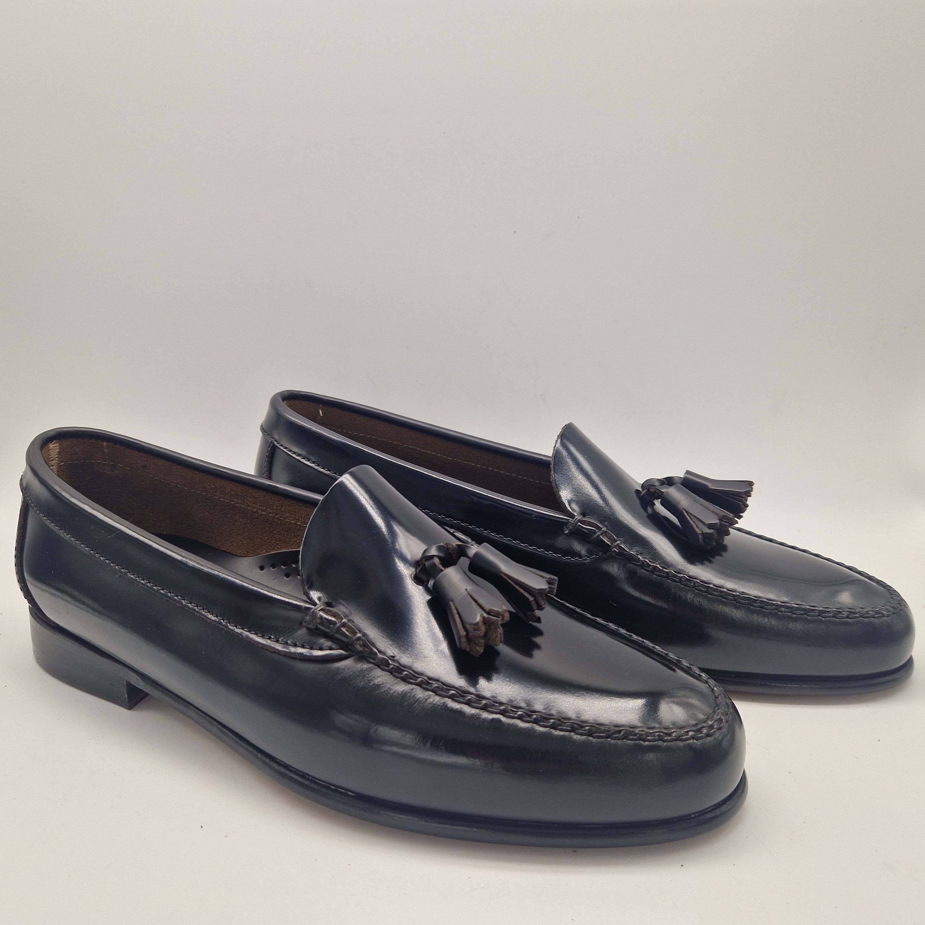 CASTELLANO DE BORLAS EN PIEL NEGRA -71843