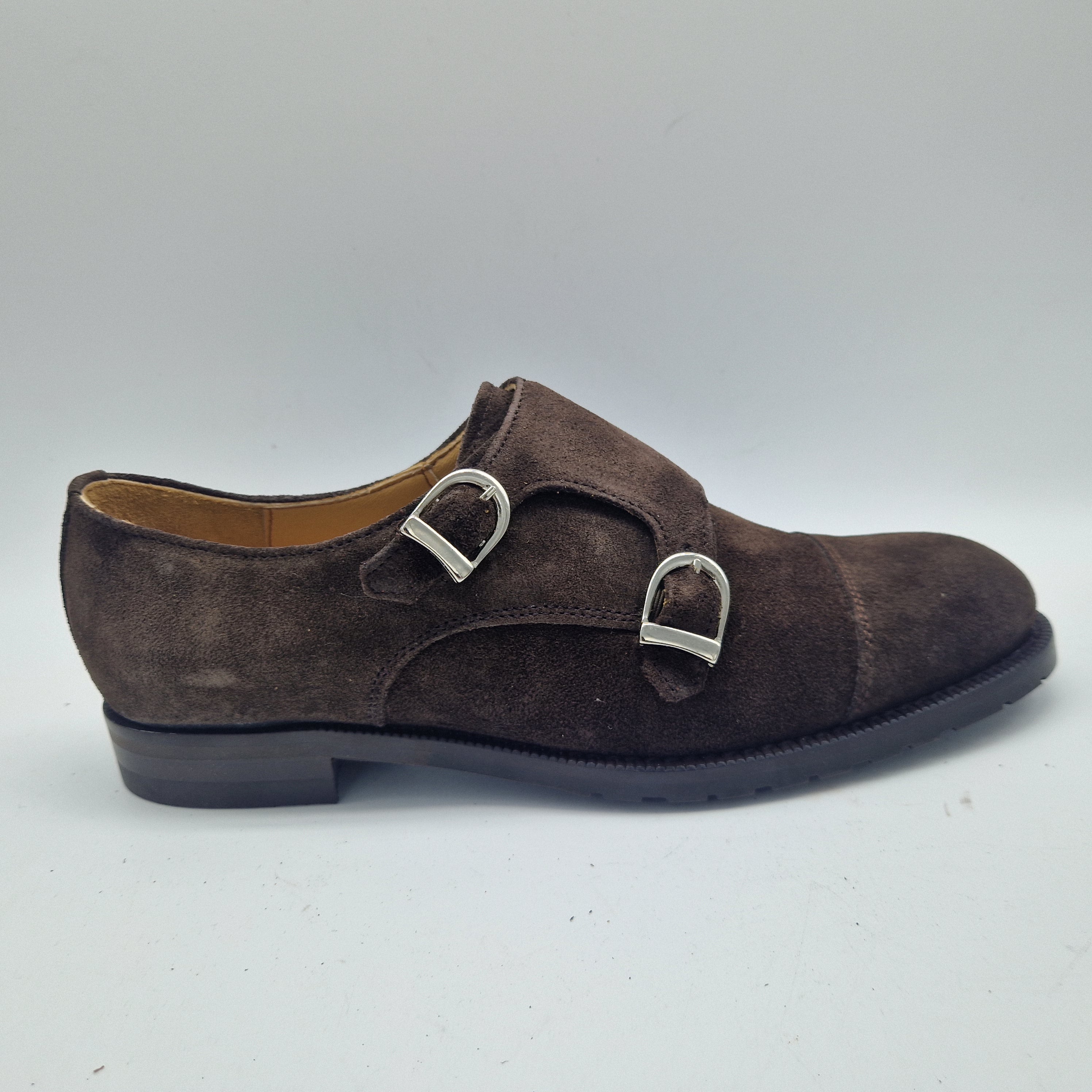 2 HEBILLAS EN SERRAJE MARRÓN